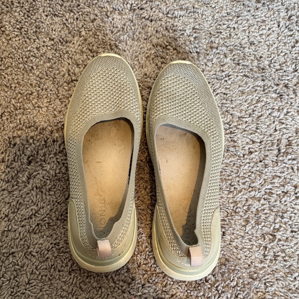 Vionic Women's Slip-On Flats - Beige